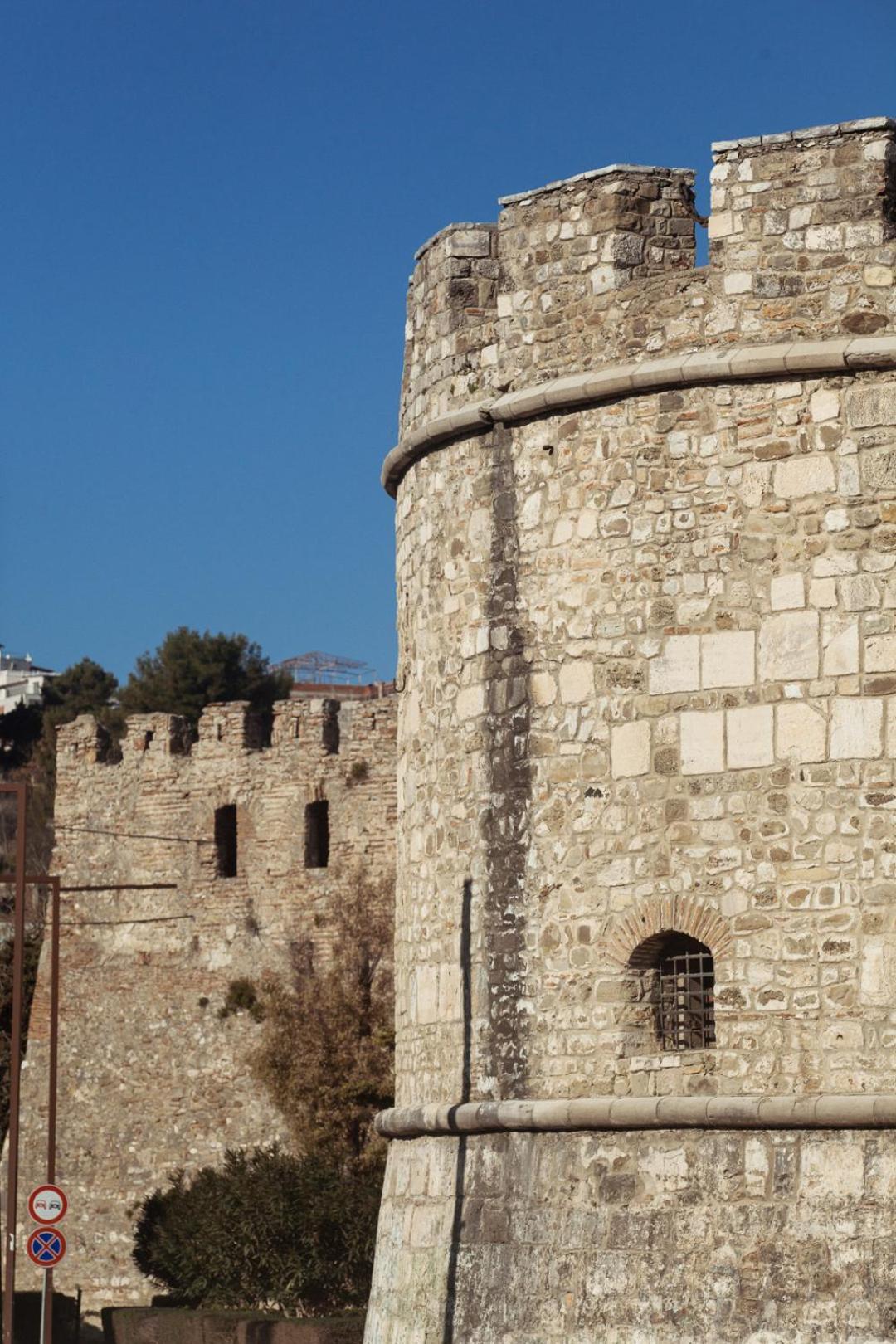 Super Apartment In The Ancient Roman Amphitheater ดูร์เรส ภายนอก รูปภาพ